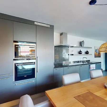 Family Sot Lantsch-lenzerheide For 6 Persons דירה