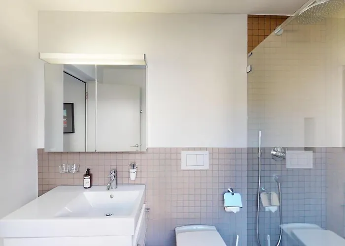 アパート Spacious Apartment With Mountain View *